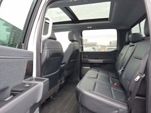 Used 2023 Ford F250 Lariat w/ Chrome Package image 10