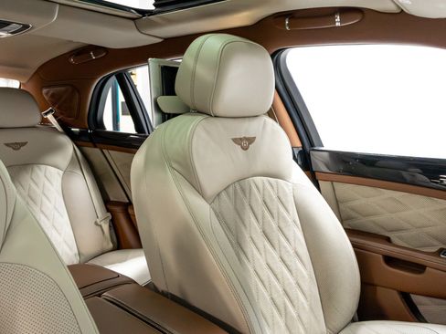 Used 2017 Bentley Mulsanne Speed image 23