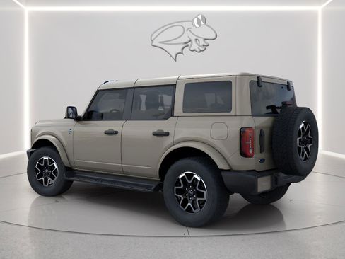 New 2026 Ford Bronco Outer Banks AWD/4WD image 4