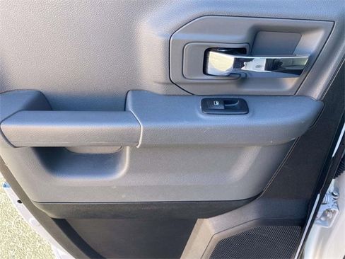 Used 2024 RAM 1500 Classic SLT image 11