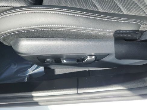 Used 2024 BMW i5 eDrive40i image 29