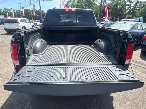Used 2018 RAM 1500 Outdoorsman AWD/4WD image 18