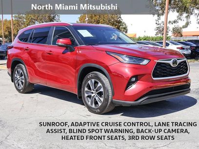 Used 2023 Toyota Highlander XLE