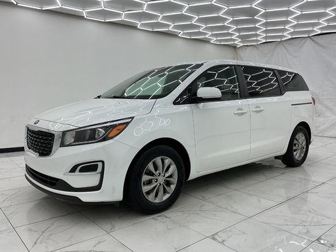 Used 2020 Kia Sedona L FWD image 6