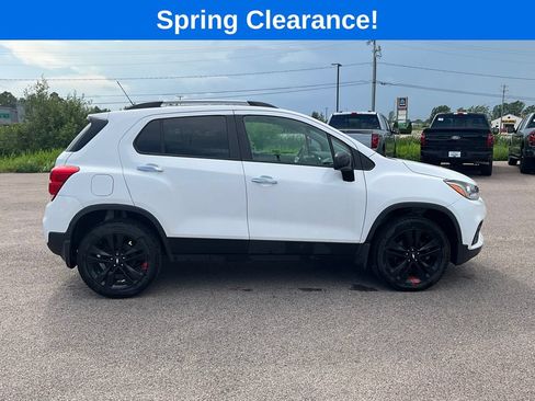 Used 2018 Chevrolet Trax LT w/ Redline Edition AWD/4WD image 8