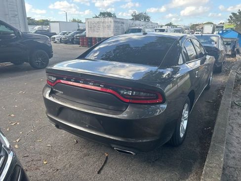 Used 2021 Dodge Charger SXT image 6
