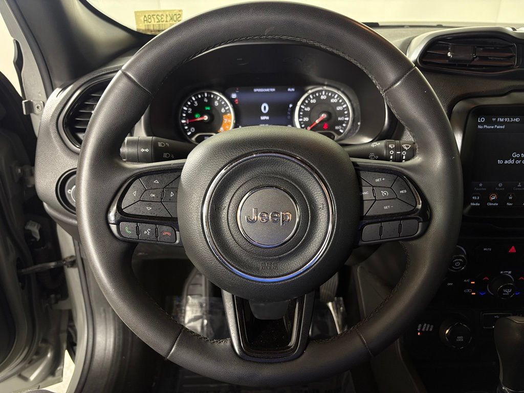 Used 2022 Jeep Renegade Altitude AWD/4WD image 20