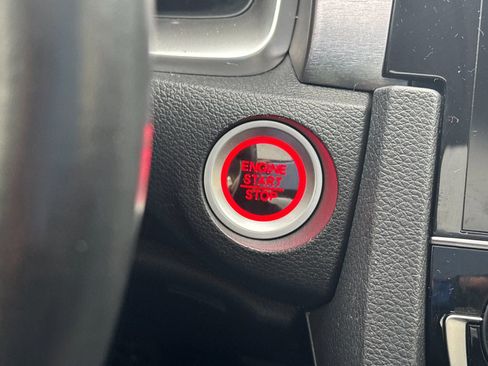 Used 2018 Honda Civic EX-L image 22