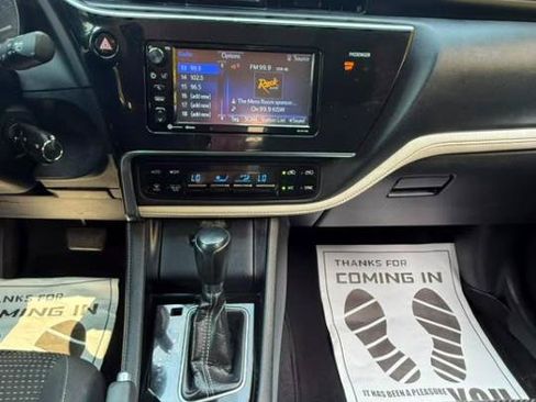 Used 2017 Toyota Corolla iM FWD image 5