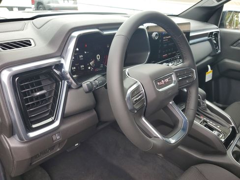 New 2026 GMC Canyon Elevation image 17