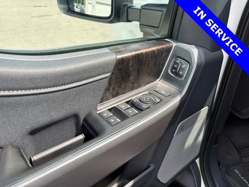 Used 2025 Ford F350 Lariat w/ Lariat Ultimate Package AWD/4WD image 20