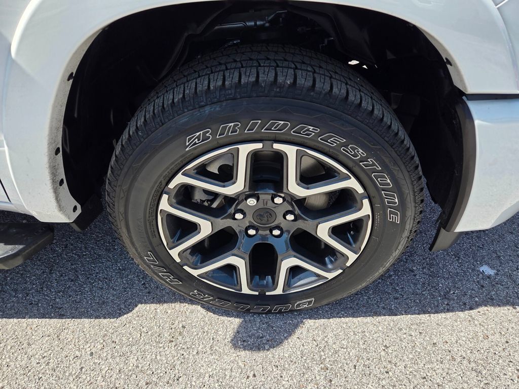 Used 2026 RAM 1500 Laramie w/ Sport Appearance Package AWD/4WD image 19