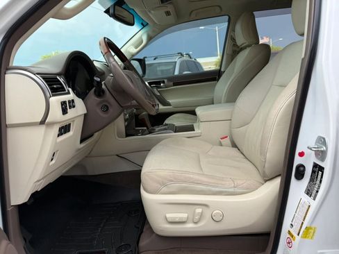 Used 2014 Lexus GX 460 w/ Premium Package AWD/4WD image 41