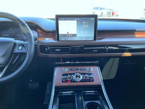 Used 2021 Lincoln Aviator Reserve w/ Equipment Group 210A image 13