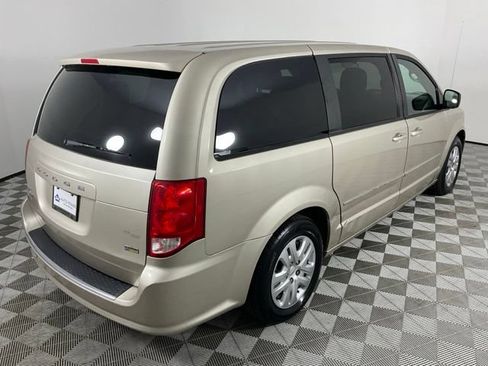 Used 2016 Dodge Grand Caravan SE w/ Quick Order Package 29E SE FWD image 10