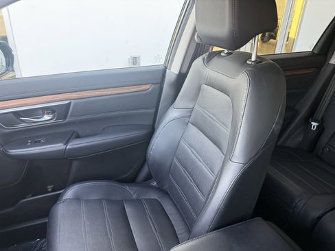 Used 2019 Honda CR-V Touring image 18