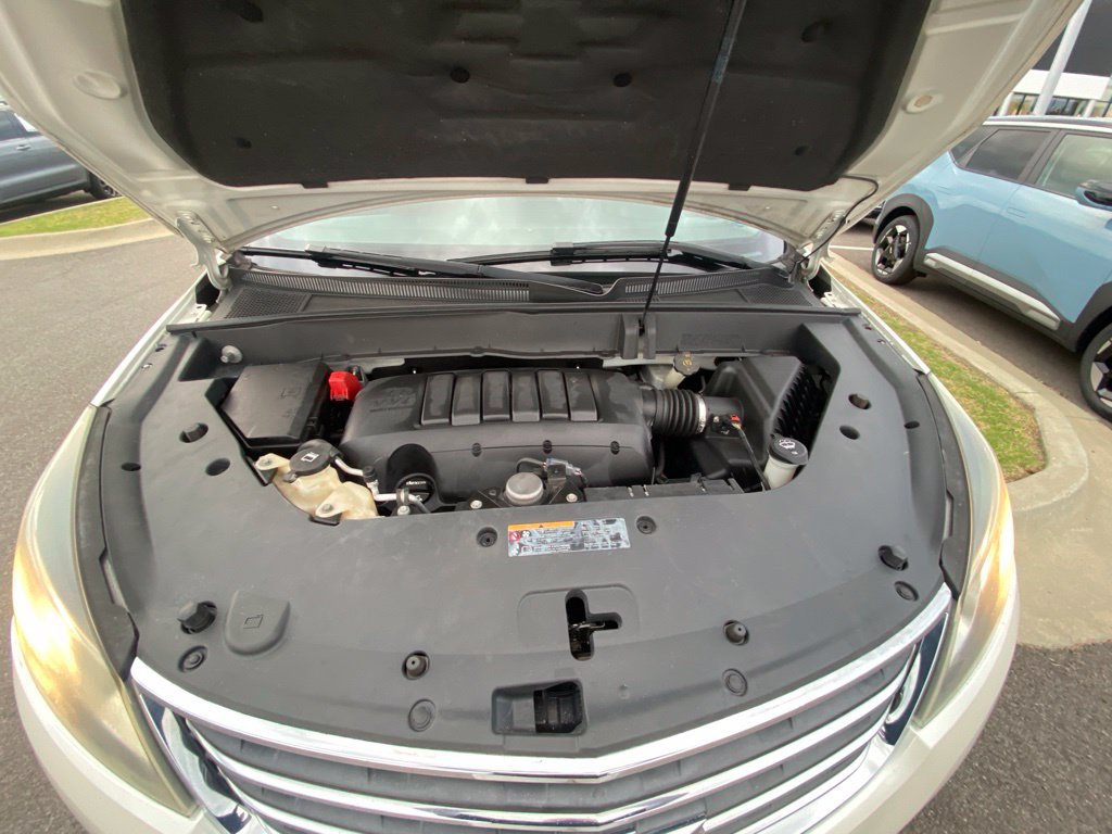 Used 2015 Chevrolet Traverse LTZ AWD/4WD image 31