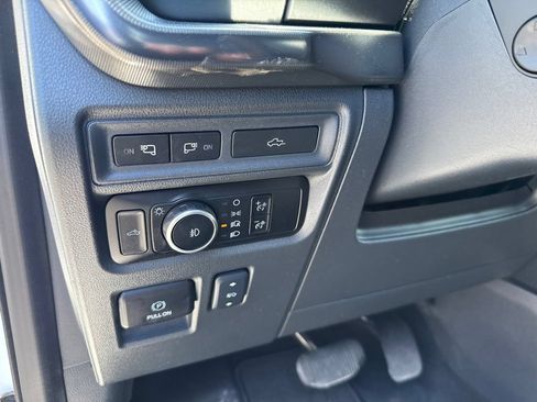 Used 2024 Ford F150 Lariat w/ Equipment Group 502A High AWD/4WD image 15