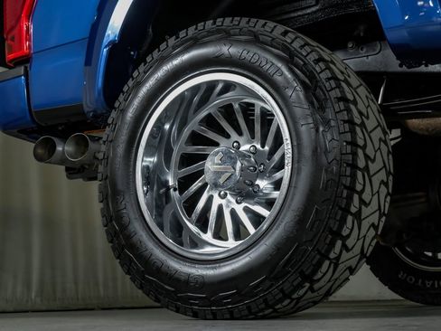 Used 2022 Ford F250 Lariat w/ Chrome Package image 52