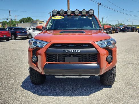 Used 2024 Toyota 4Runner TRD Pro AWD/4WD image 7