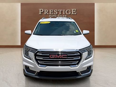 Used 2023 GMC Terrain SLT FWD image 31