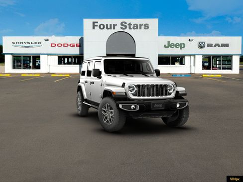 New 2026 Jeep Wrangler Unlimited Sahara AWD/4WD image 16