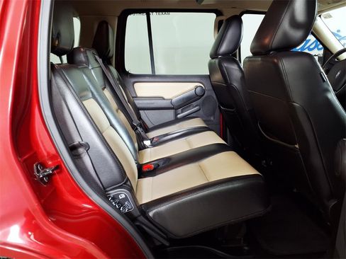 Used 2010 Ford Explorer Eddie Bauer image 11