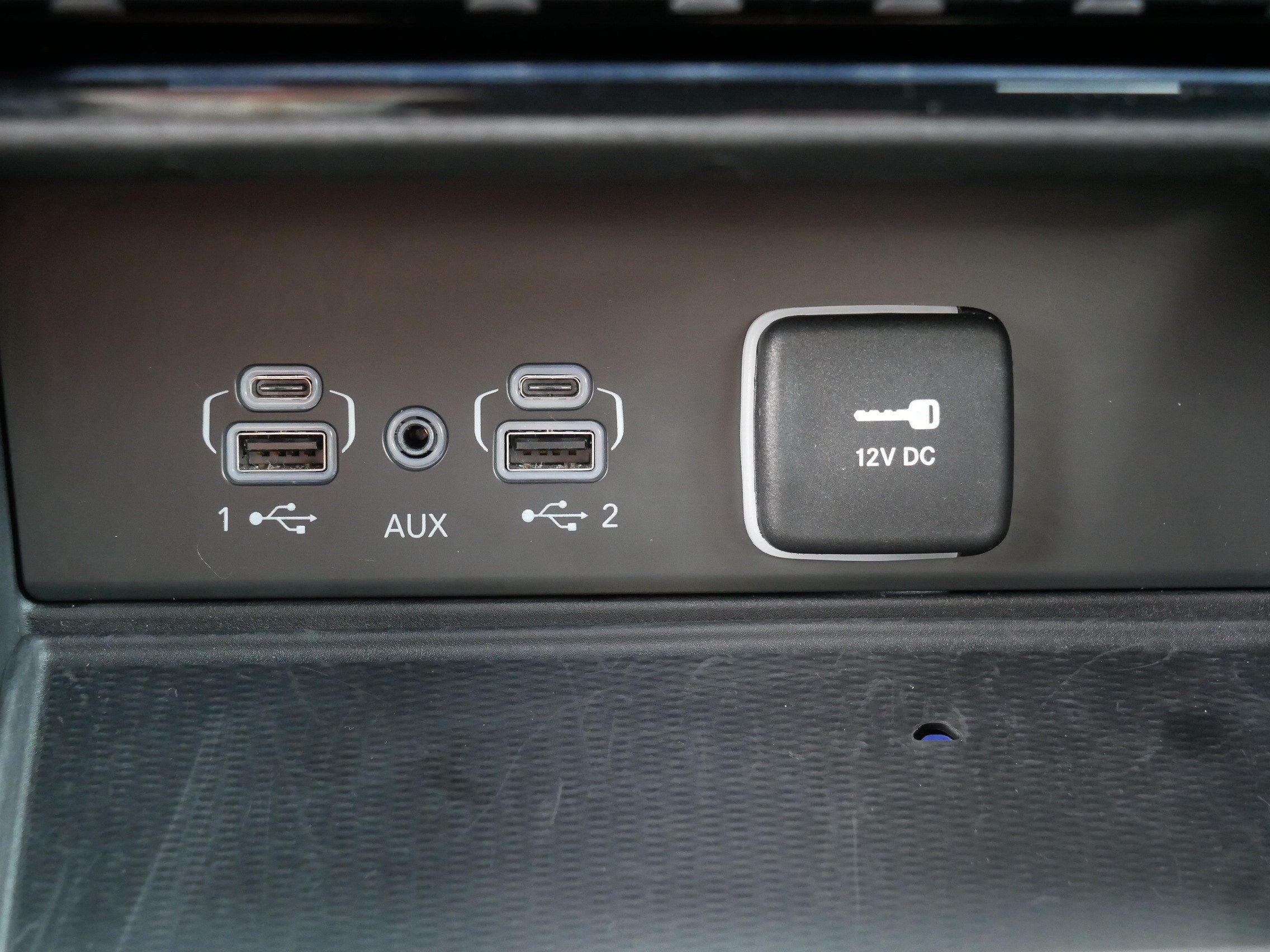 Used 2023 Jeep Grand Cherokee L Laredo AWD/4WD image 32