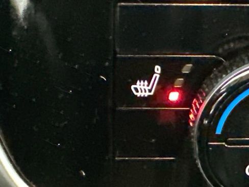 Used 2023 Nissan Rogue SL w/ SL Premium Package image 19