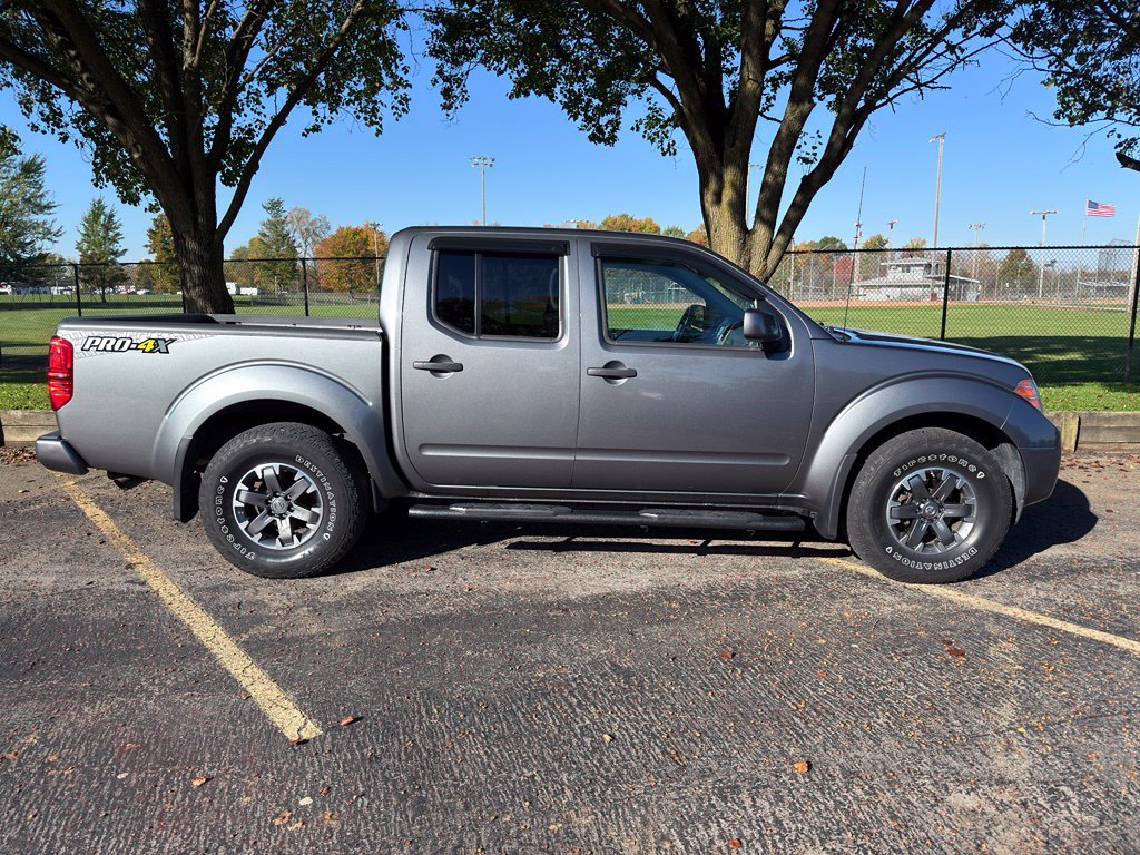 Used 2018 Nissan Frontier PRO-4X AWD/4WD image 11