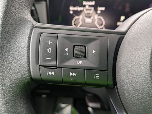 New 2026 Nissan Kicks SV image 17