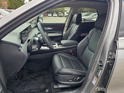 New 2026 Genesis GV70 2.5T Advanced image 21