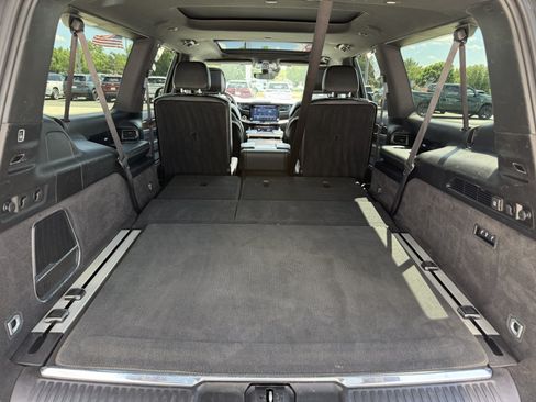 Used 2024 Jeep Grand Wagoneer L 4WD image 18