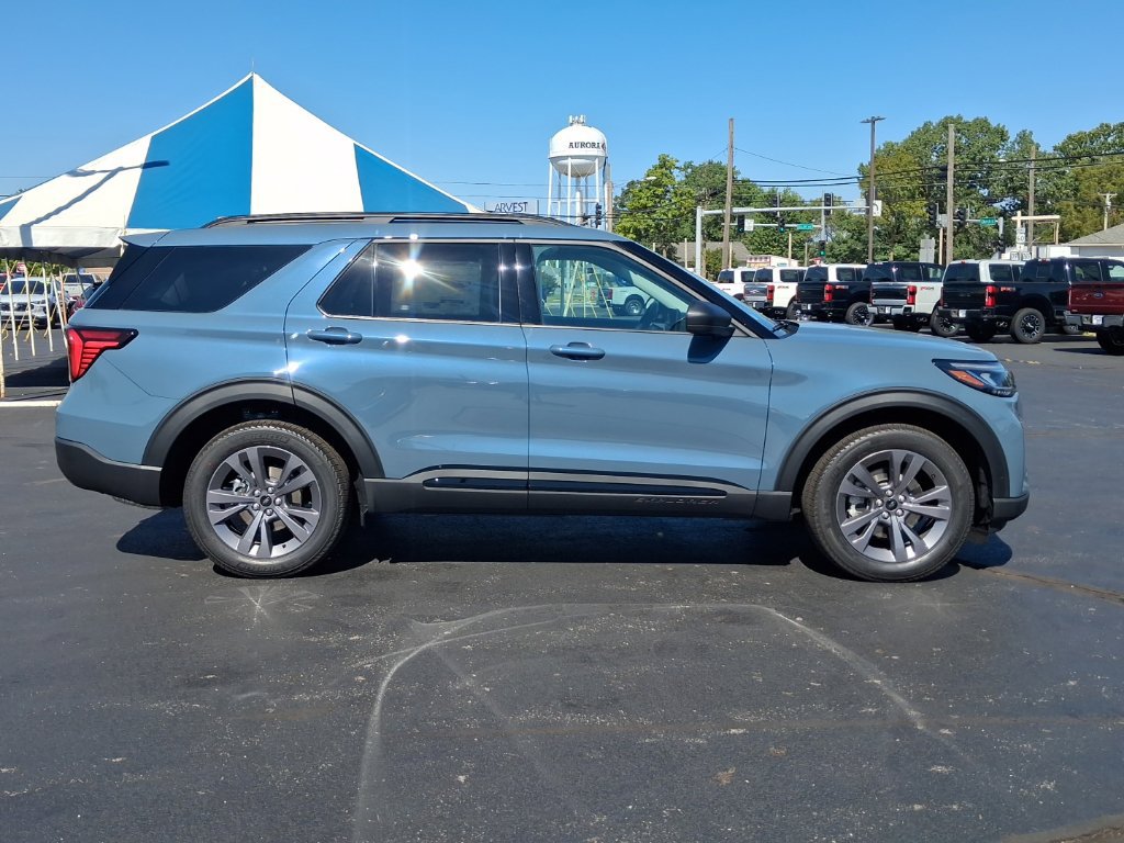 New 2026 Ford Explorer Active w/ Active Comfort Package AWD/4WD image 9