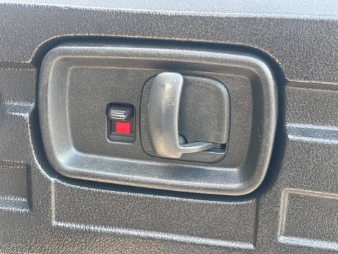 Used 2019 Chevrolet Express 2500 w/ Driver Convenience Package RWD image 25