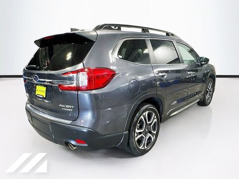 Used 2025 Subaru Ascent Touring AWD/4WD image 5