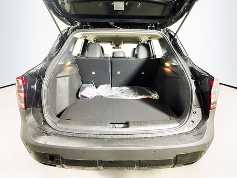 New 2026 Nissan Kicks SR w/ Cold Weather Package image 21