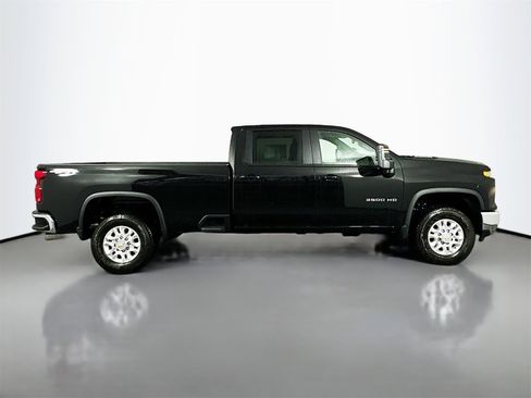 New 2025 Chevrolet Silverado 3500 LT w/ All Star Edition image 8