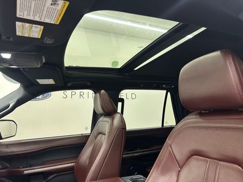 Used 2023 Ford Expedition Max Limited image 25