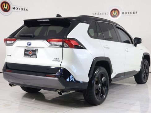 Used 2021 Toyota RAV4 XSE image 3
