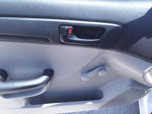 Used 2012 Kia Forte LX image 11