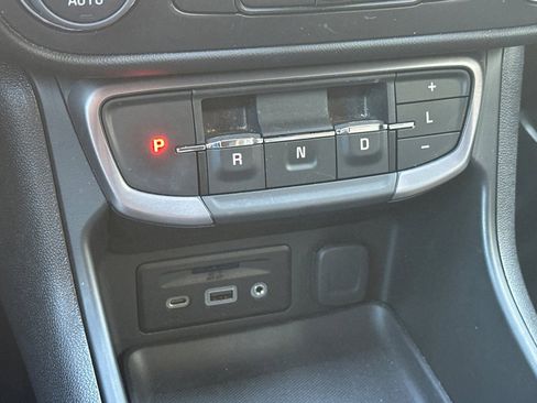 Certified 2022 GMC Terrain AT4 image 28