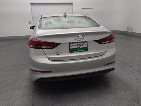 Used 2017 Hyundai Elantra SE image 6