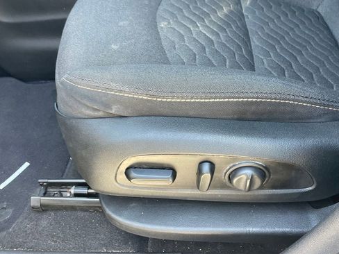 Used 2021 Chevrolet Equinox LT AWD/4WD image 5