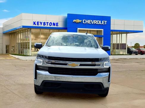 Used 2021 Chevrolet Silverado 1500 LT w/ Work Truck Package AWD/4WD image 2