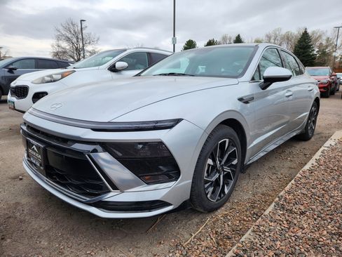 Used 2025 Hyundai Sonata SEL image 3