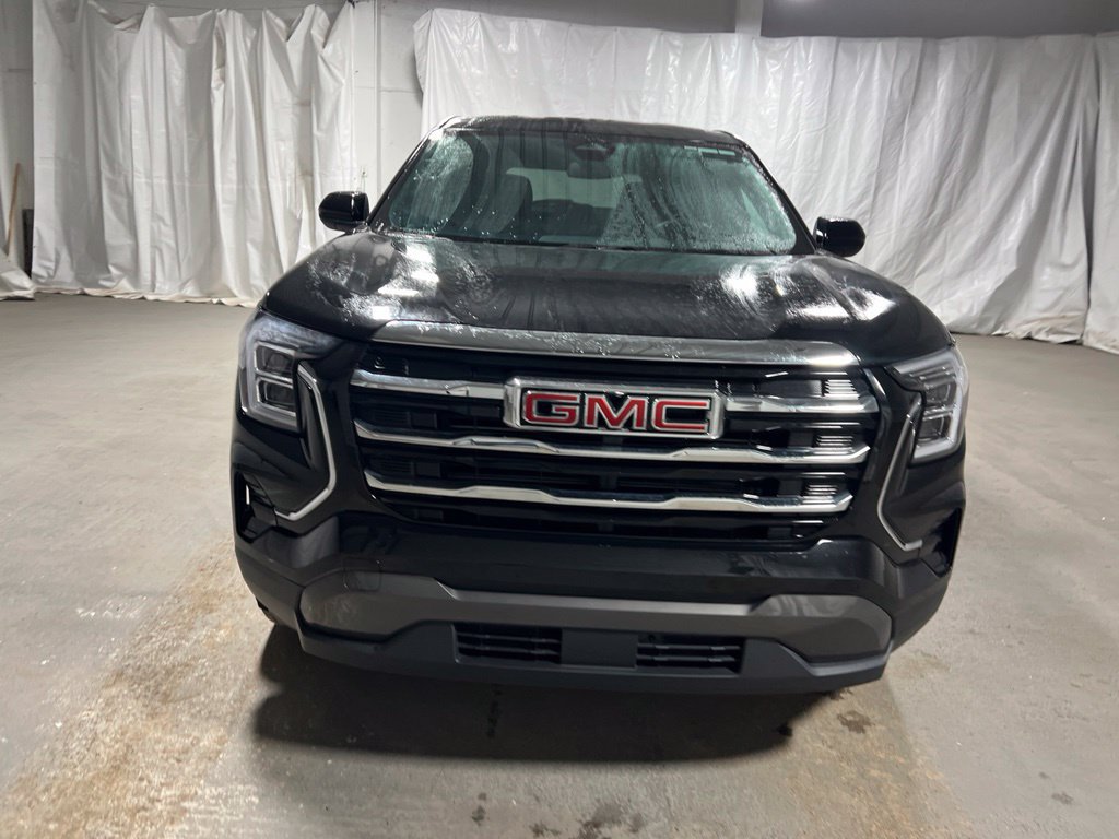 Used 2026 GMC Terrain Elevation FWD image 2