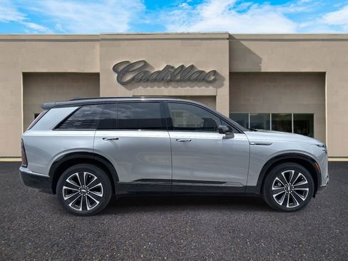 New 2026 Cadillac Vistiq Sport image 2