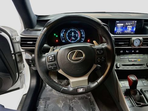 Used 2019 Lexus IS 300 F Sport w/ F Sport Package RWD image 11