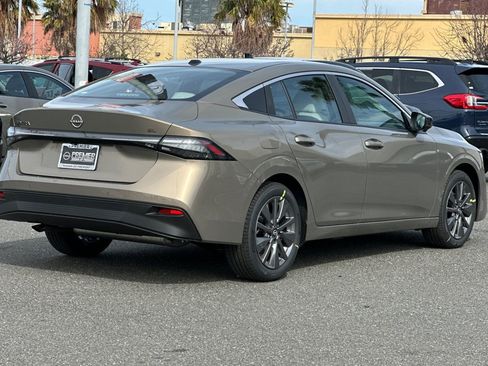 New 2026 Nissan Sentra SL FWD image 4